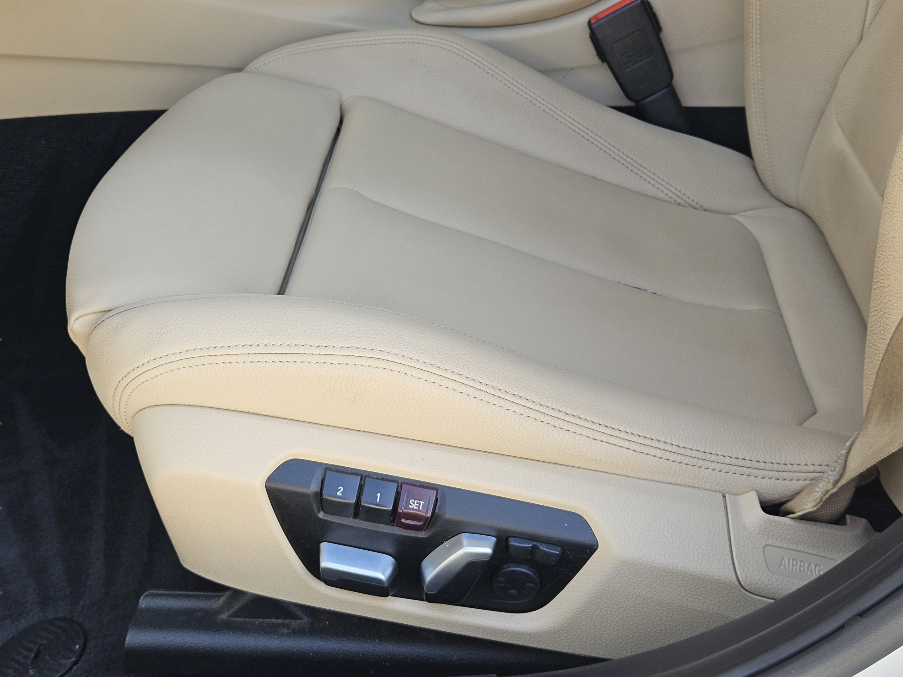 Used 2018 BMW 330i Sedan RWD image 22
