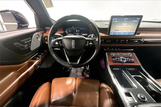 Used 2021 Lincoln Aviator Reserve w/ Equipment Group 202A image 8