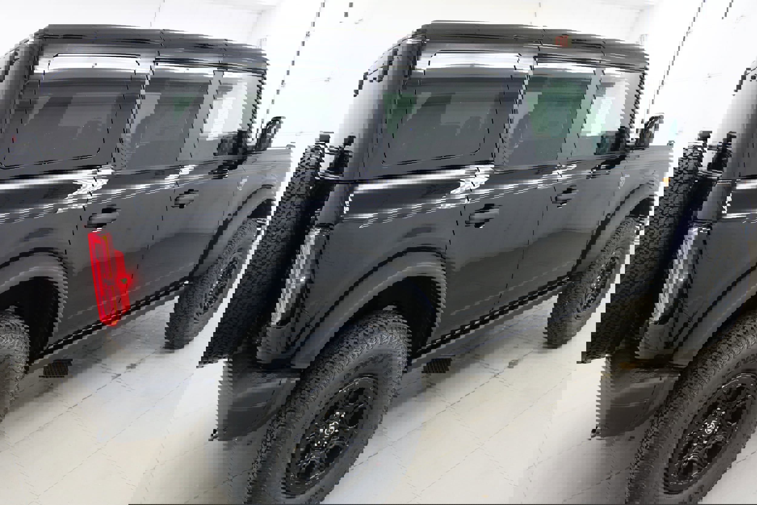 New 2025 Ford Bronco Badlands image 8