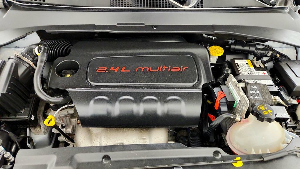 Used 2022 Jeep Compass Limited w/ Sun and Sound Group AWD/4WD image 28