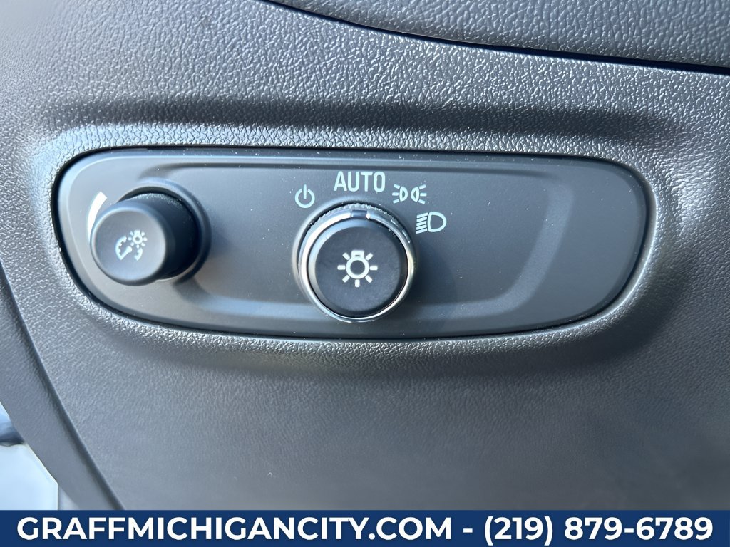 Used 2024 Chevrolet Equinox LT AWD/4WD image 31