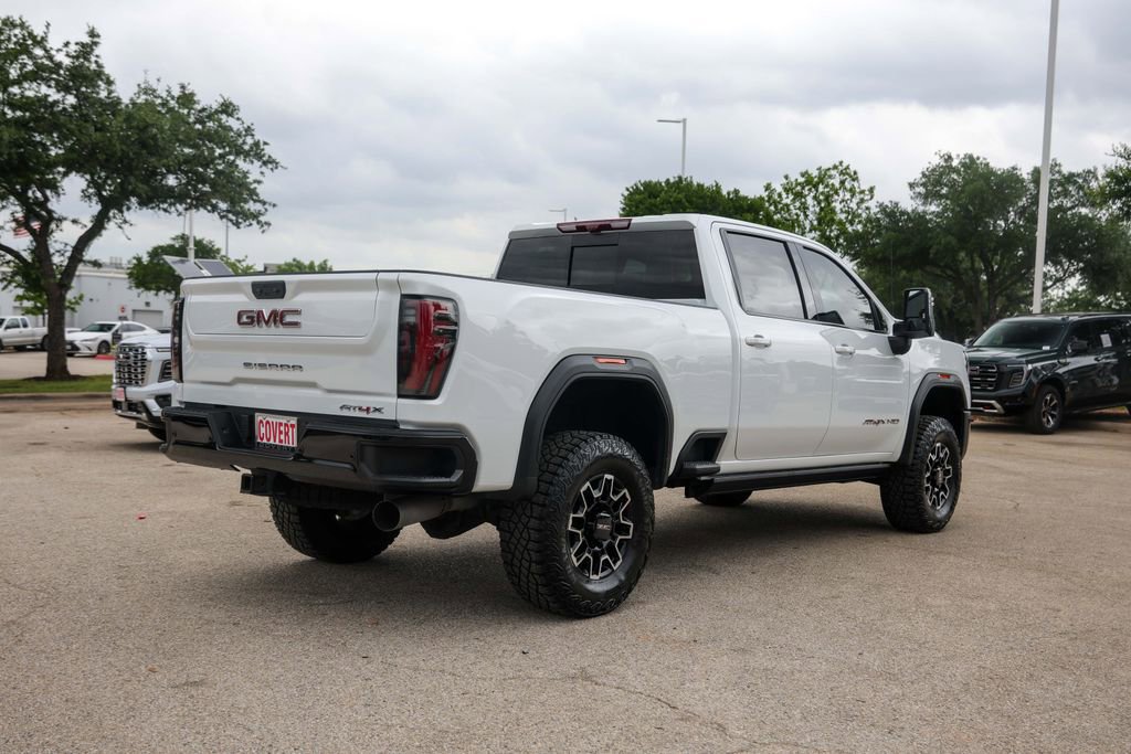 Used 2025 GMC Sierra 2500 AT4X image 7