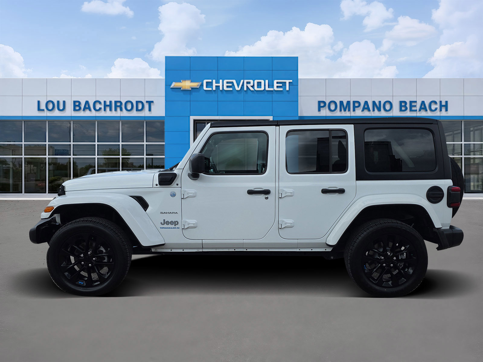 Used 2023 Jeep Wrangler Sahara AWD/4WD image 4