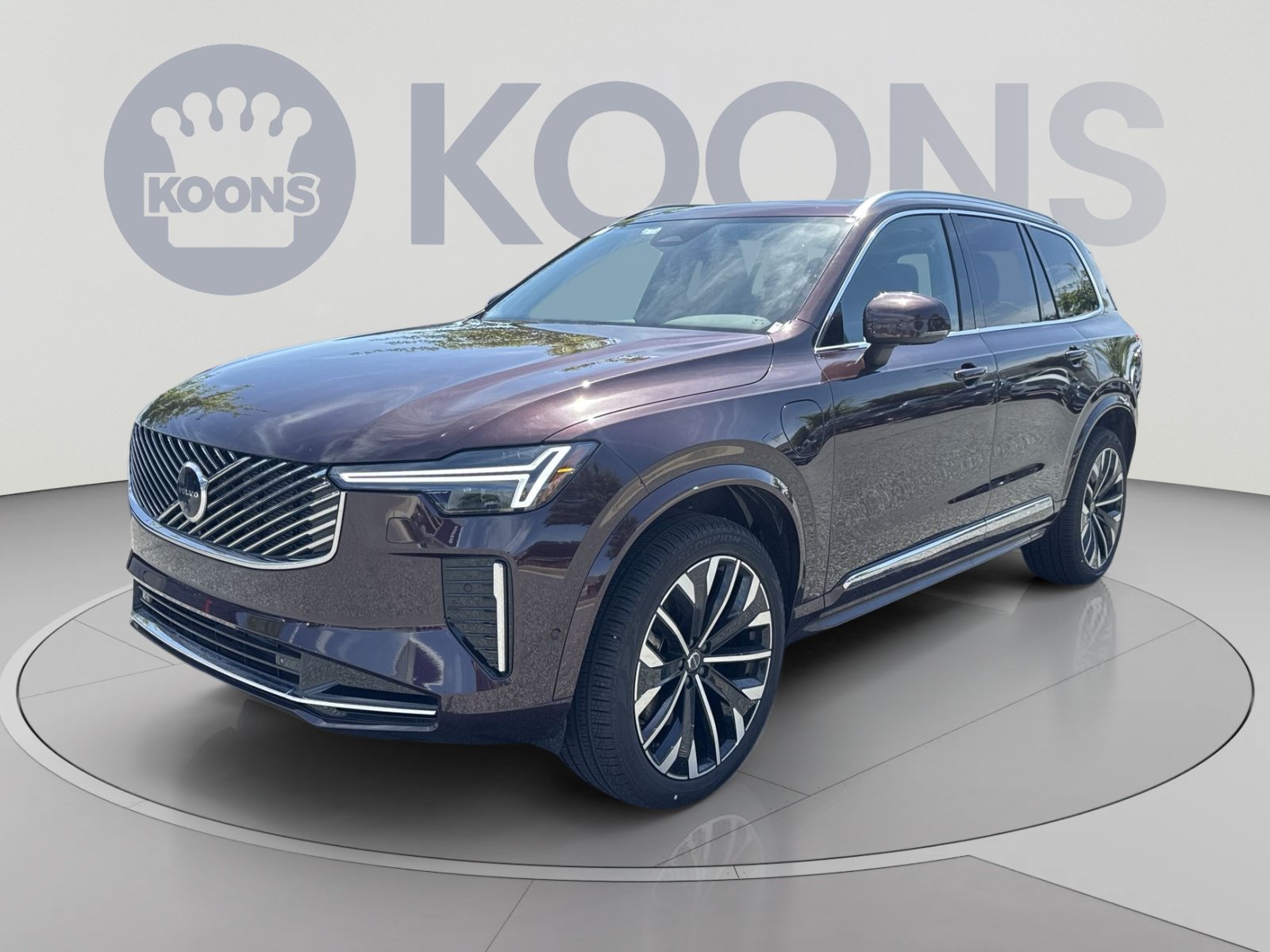 New 2026 Volvo XC90 T8 Plus w/ Protection Package Premier