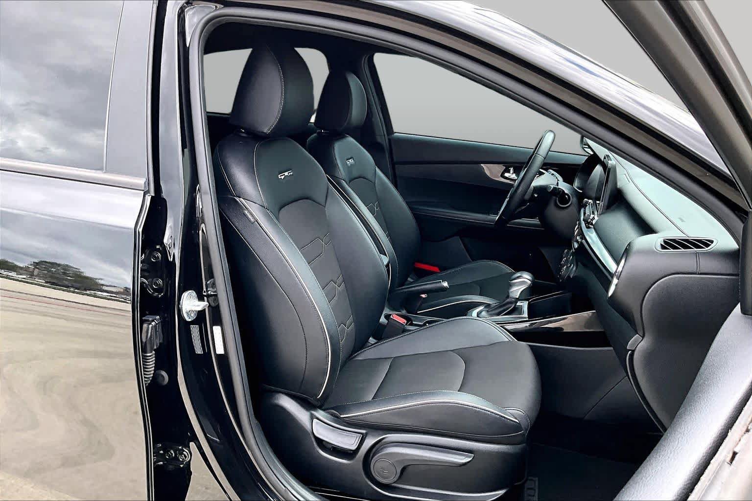 Used 2020 Kia Forte GT-Line FWD image 9