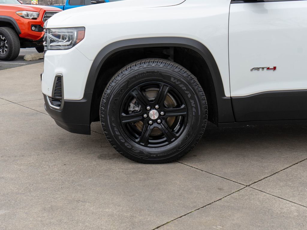 Used 2021 GMC Acadia AT4 w/ Technology Package image 31