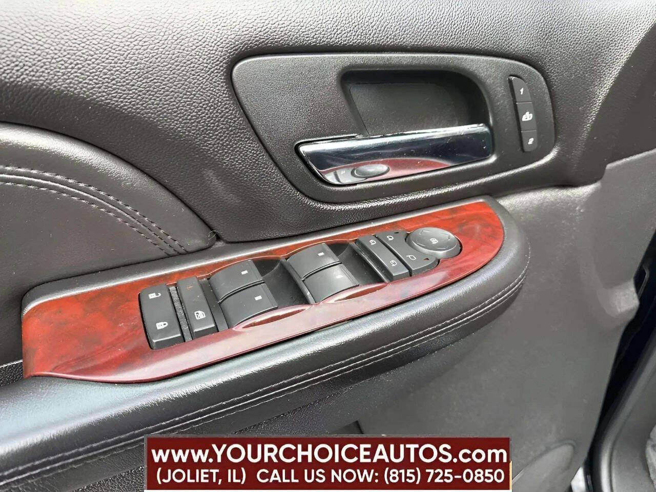 Used 2007 Cadillac Escalade ESV AWD w/ Information Package image 31