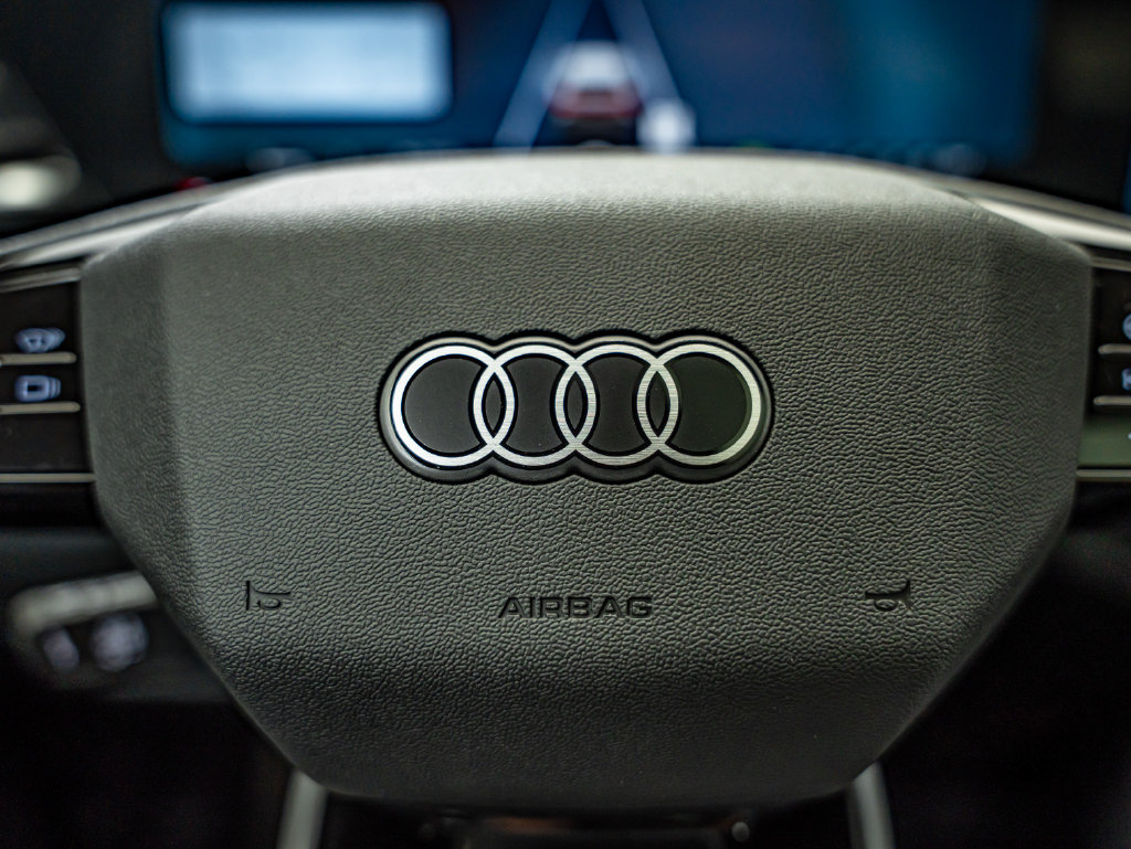 New 2026 Audi SQ5 Prestige AWD/4WD image 23