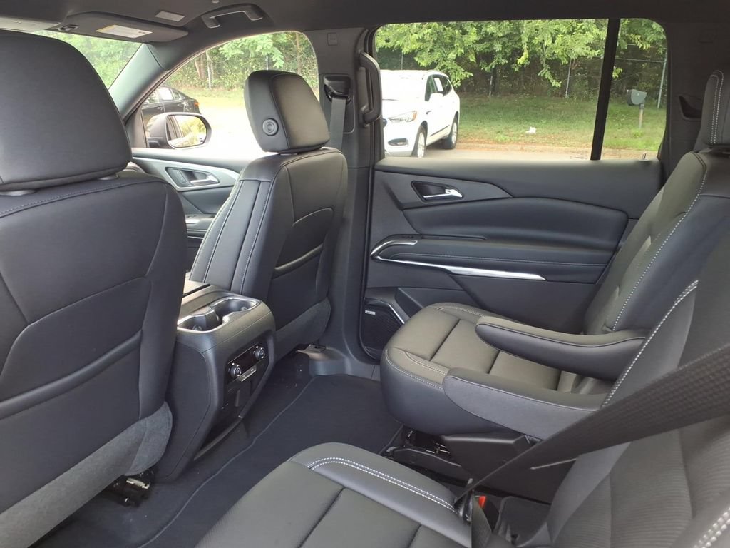 New 2026 Chevrolet Traverse LT w/ Enhanced Driving Package AWD/4WD image 14