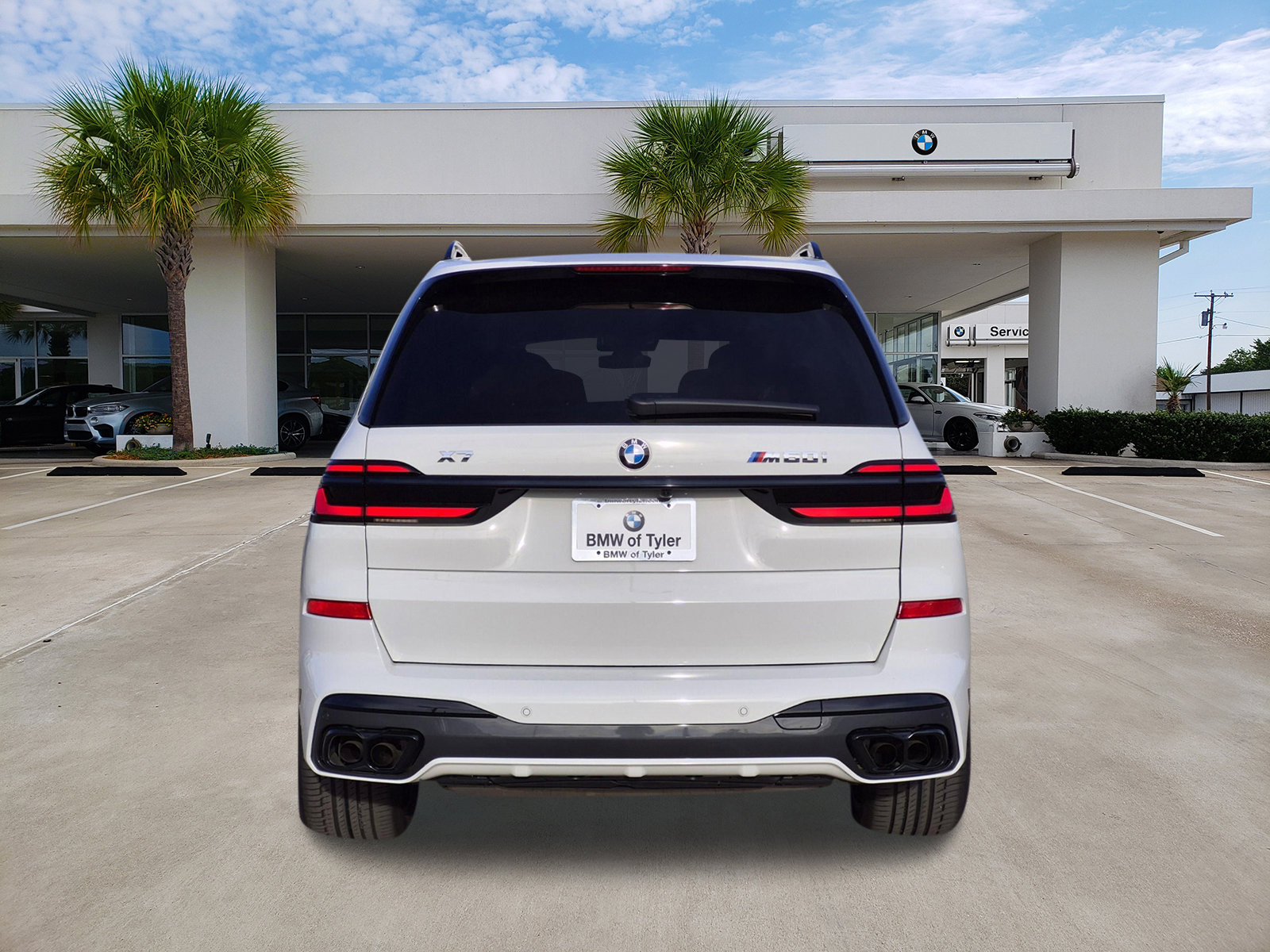 Certified 2025 BMW X7 M60i w/ Climate Comfort Package image 5