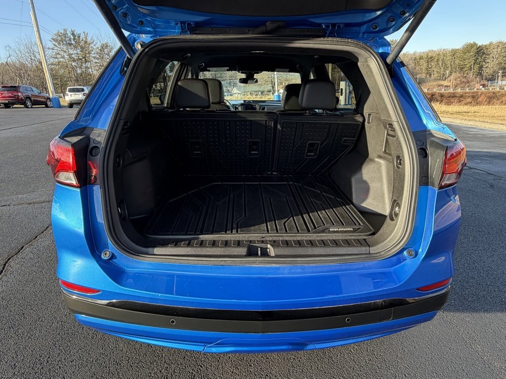 Used 2024 Chevrolet Equinox RS w/ LPO, Floor Liner Package image 15