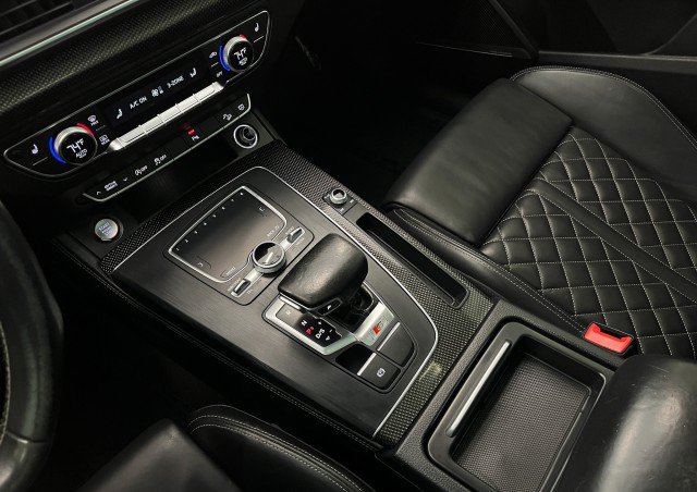 Used 2018 Audi SQ5 Premium Plus AWD/4WD image 22