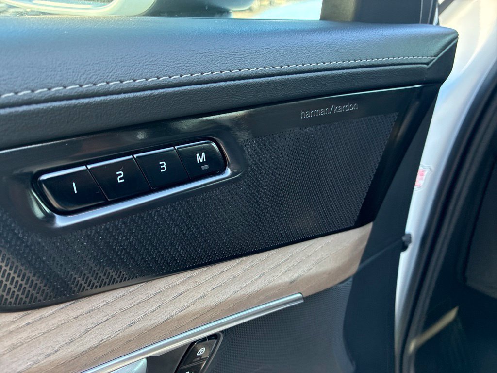 Certified 2026 Volvo XC90 B6 Plus AWD/4WD image 12