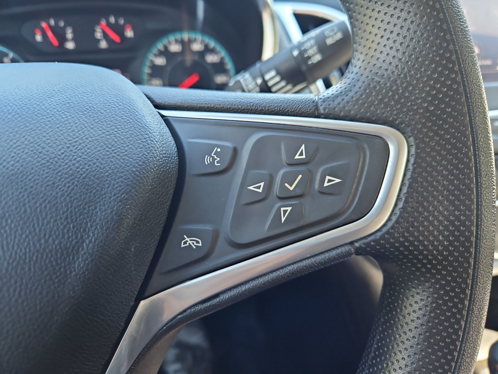 Used 2022 Chevrolet Equinox LS AWD/4WD image 22