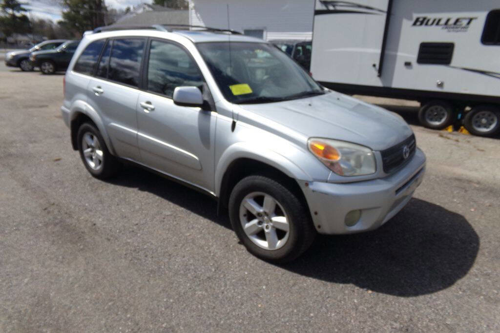 Used 2005 Toyota RAV4 4WD image 3