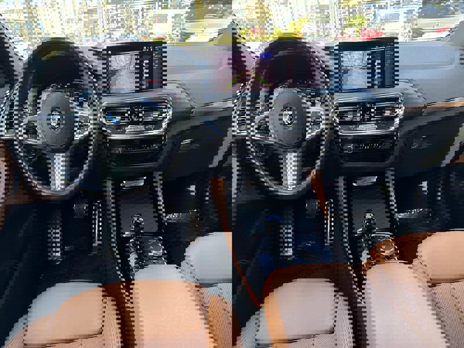 Certified 2023 BMW X4 xDrive30i w/ M Sport Package image 17