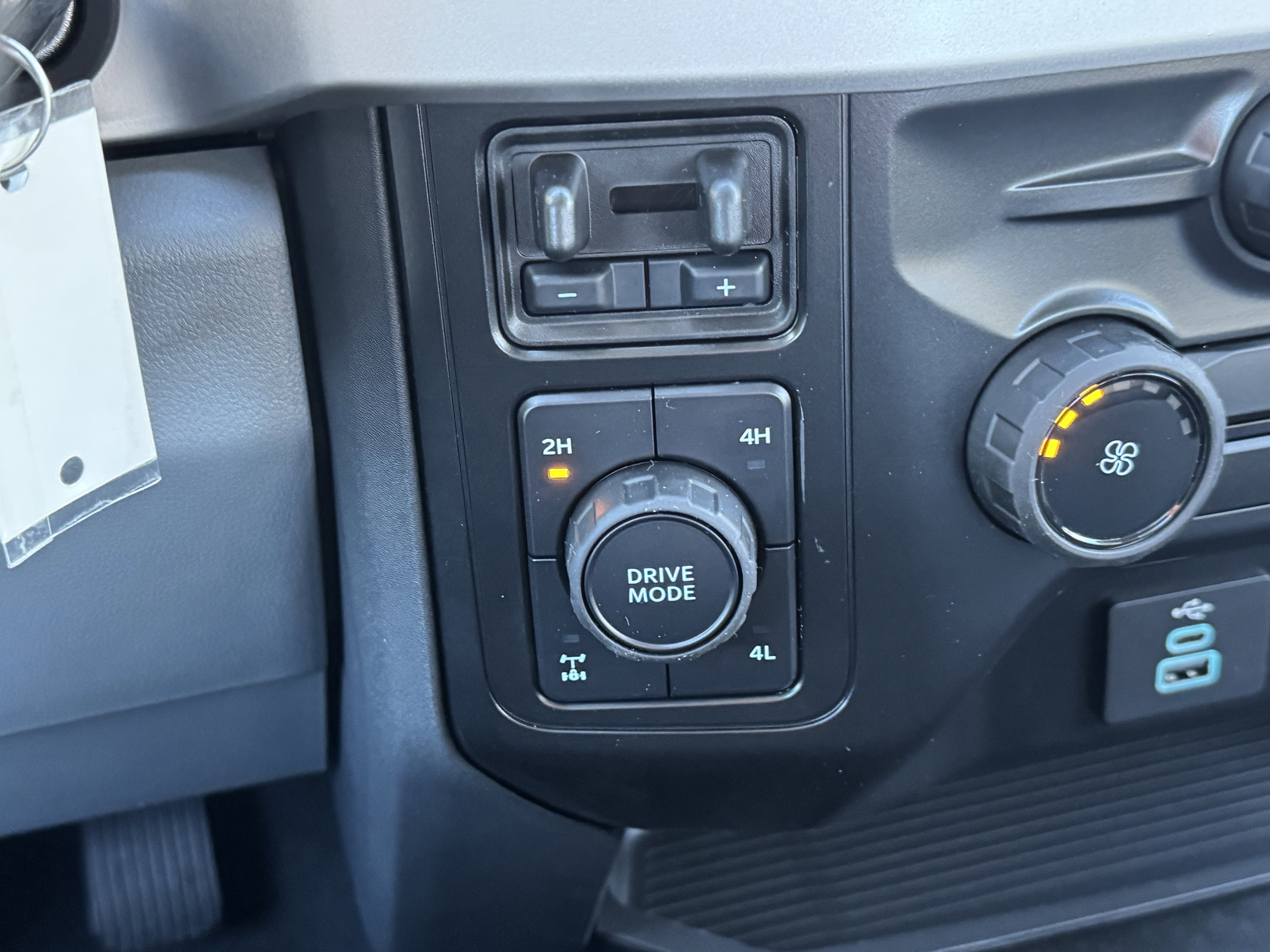 New 2026 Ford F250 XL w/ STX Appearance Package image 19