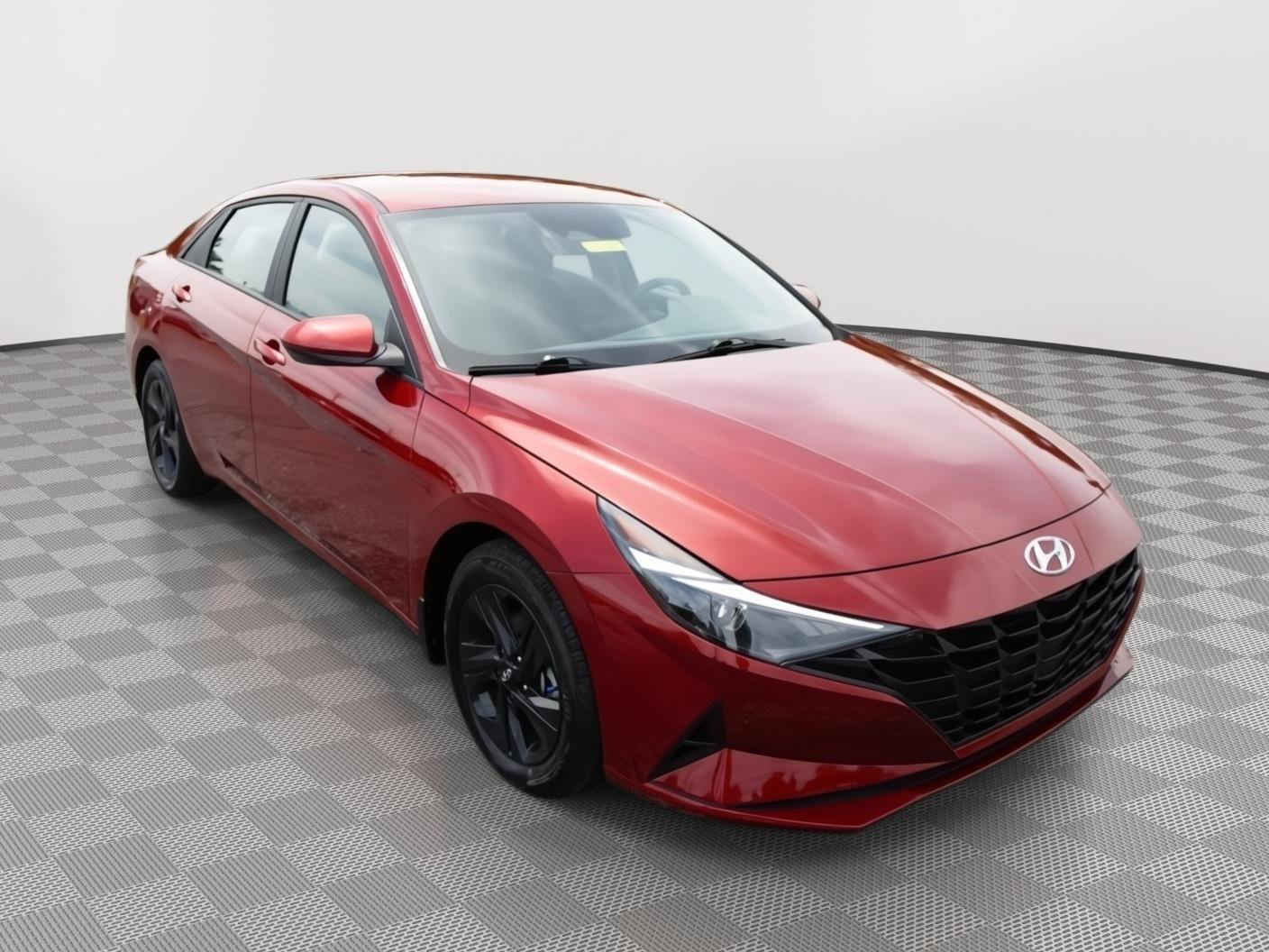 Used 2023 Hyundai Elantra SEL FWD image 3