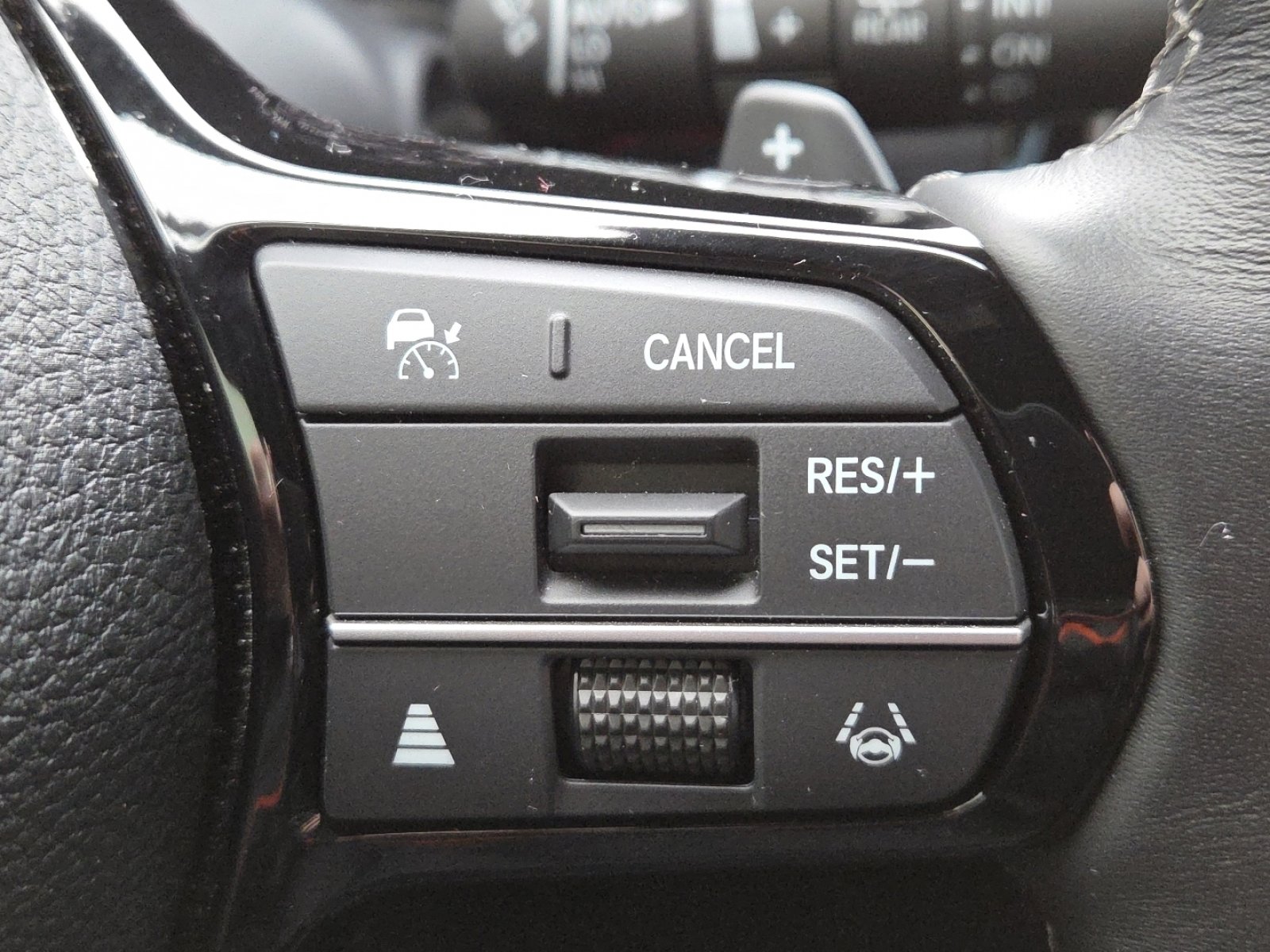 Used 2024 Honda Civic Sport Touring image 9