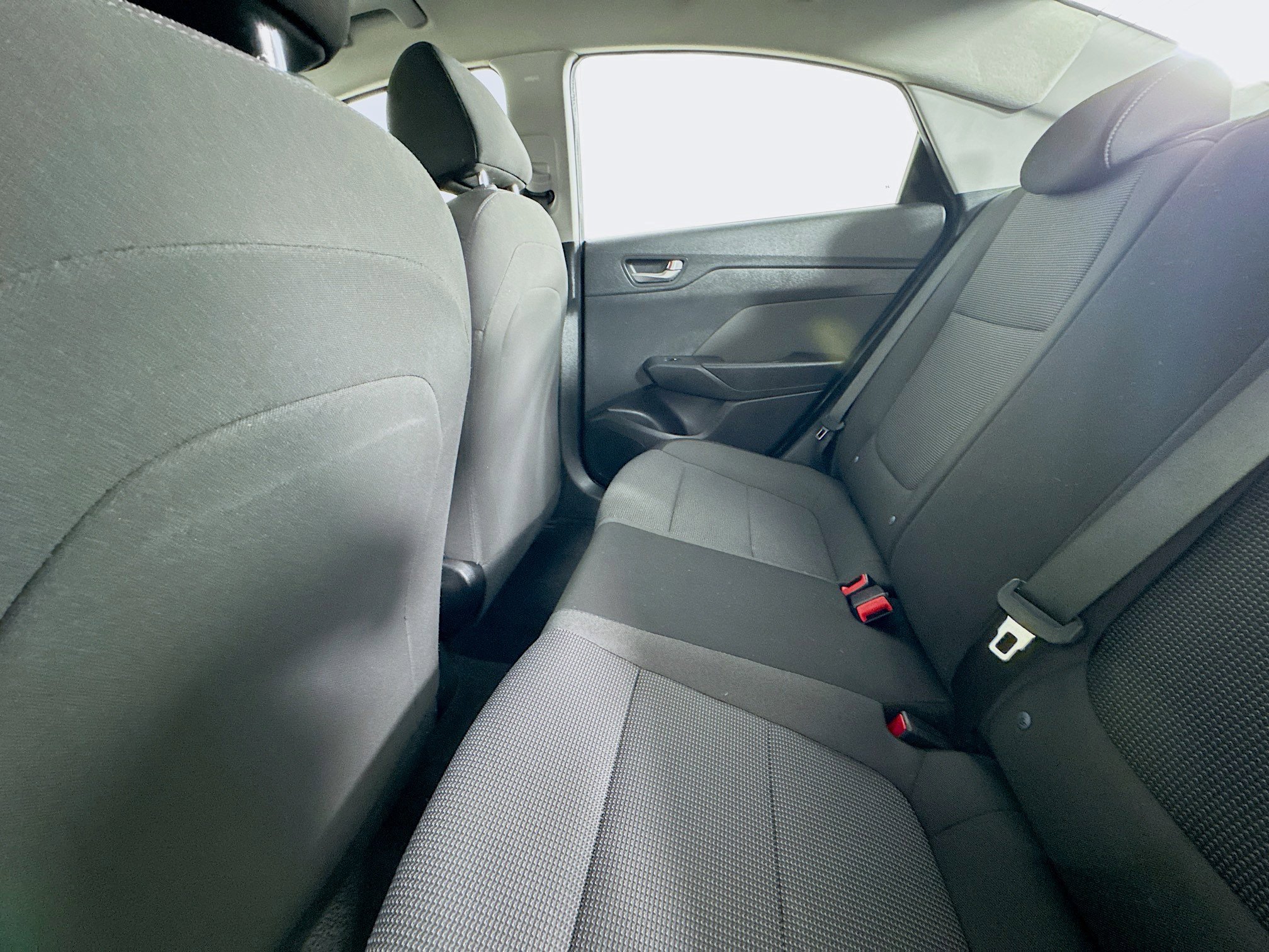 Used 2020 Hyundai Accent SE image 23