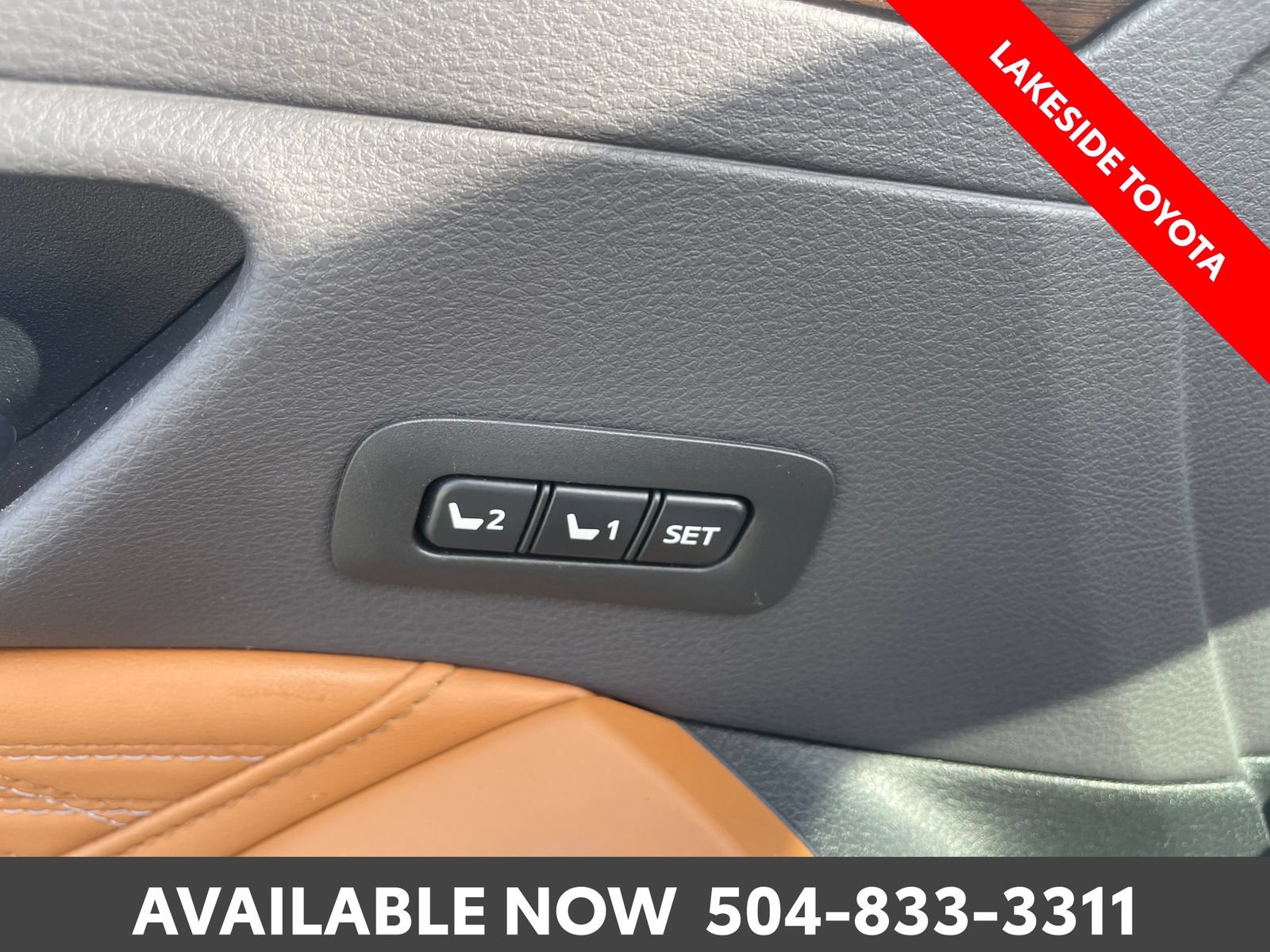 Used 2020 Toyota Avalon Limited FWD image 26