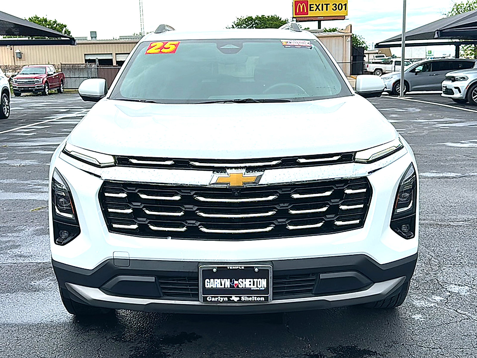 Used 2025 Chevrolet Equinox LT w/ Convenience Package II FWD image 11