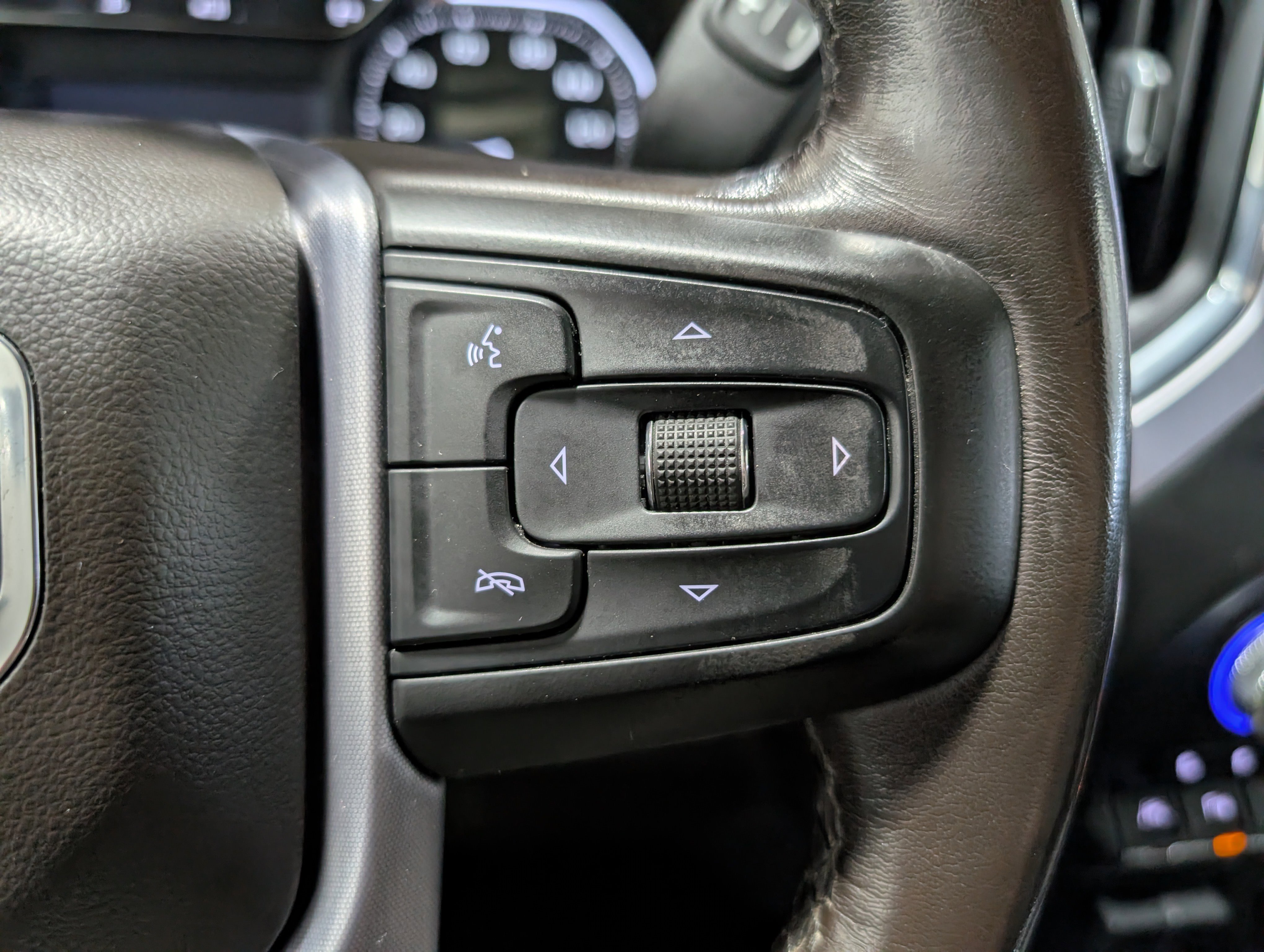 Used 2020 GMC Sierra 1500 SLT w/ SLT Premium Plus Package image 24