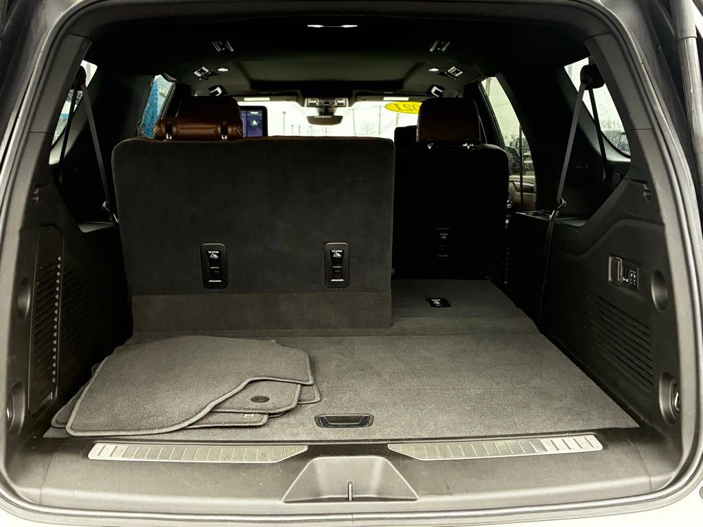 Used 2021 Chevrolet Suburban High Country AWD/4WD image 33
