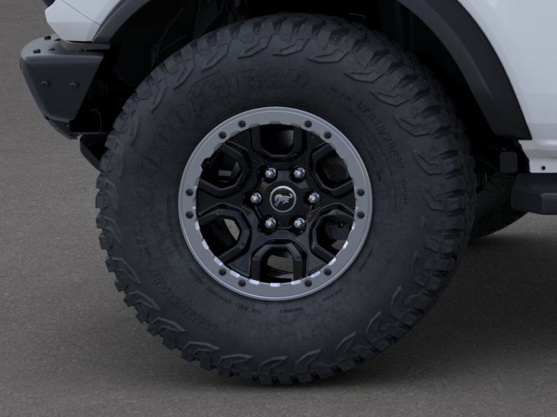 New 2024 Ford Bronco Outer Banks w/ Sasquatch Package image 21
