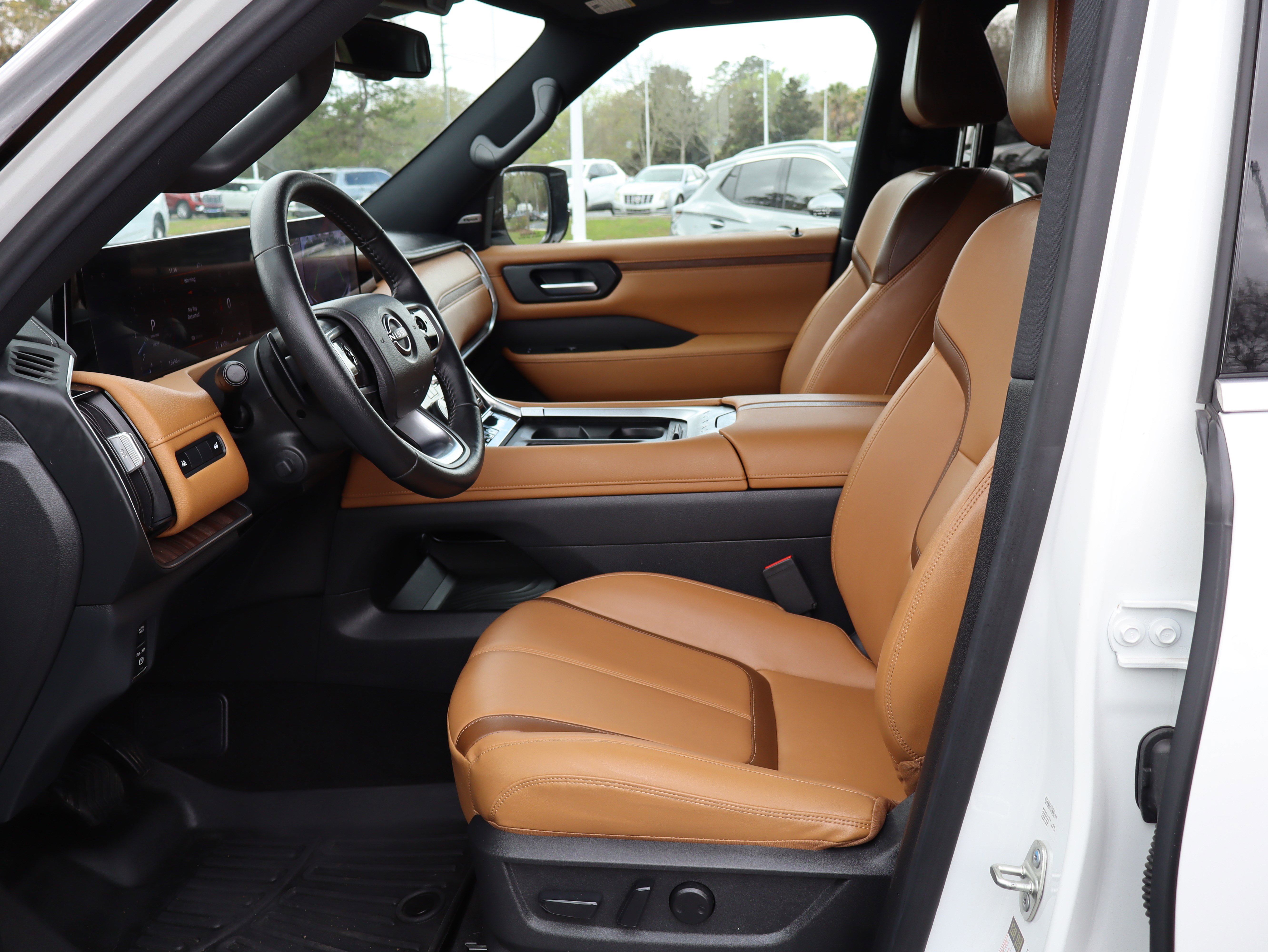 Used 2025 Nissan Armada SL w/ Captain's Chari Seat Package image 18