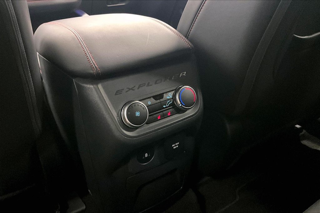 Used 2025 Ford Explorer ST-Line w/ Premium Package RWD image 27