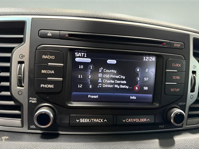 Used 2019 Kia Sportage LX FWD image 18