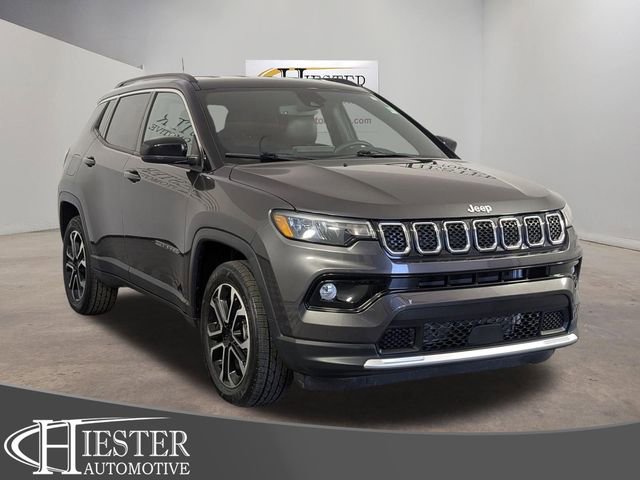Used 2023 Jeep Compass Limited AWD/4WD image 1