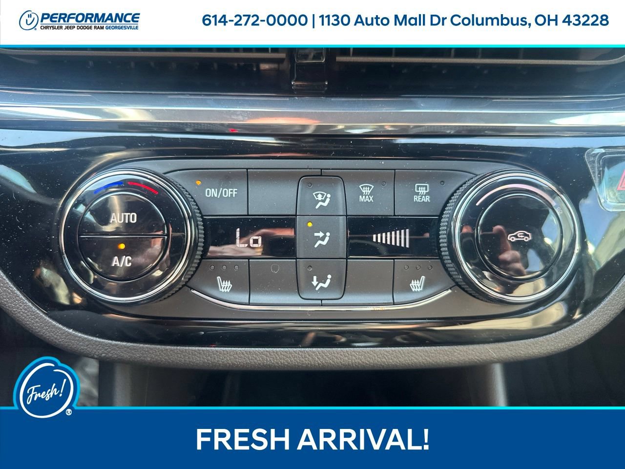 Used 2025 Buick Envista Sport Touring w/ Convenience I Package FWD image 21