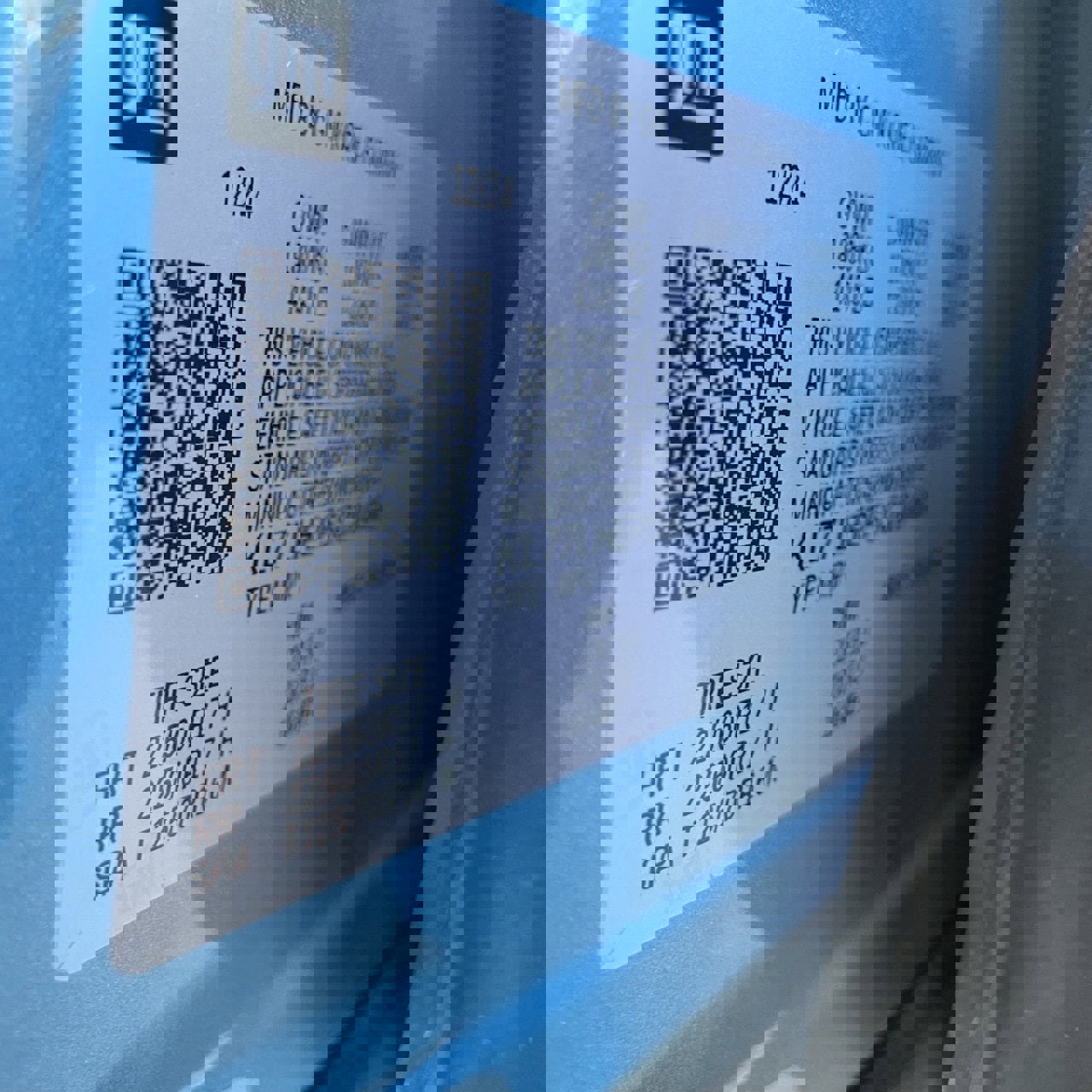 Used 2025 Chevrolet Trax LT image 28