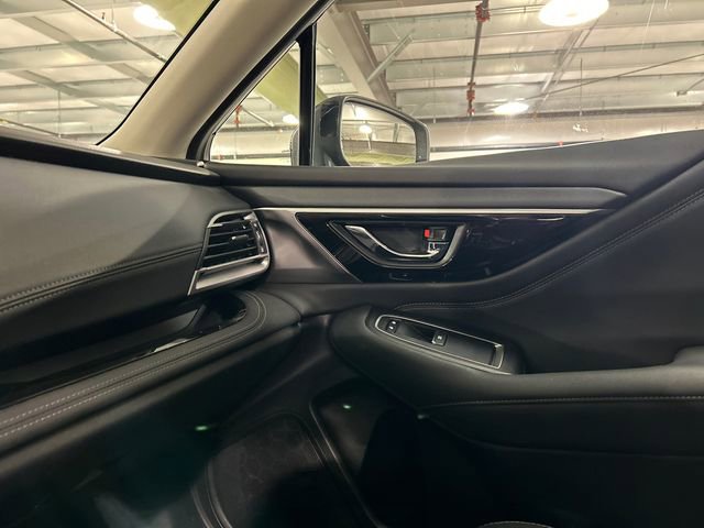 Used 2020 Subaru Outback Limited image 18