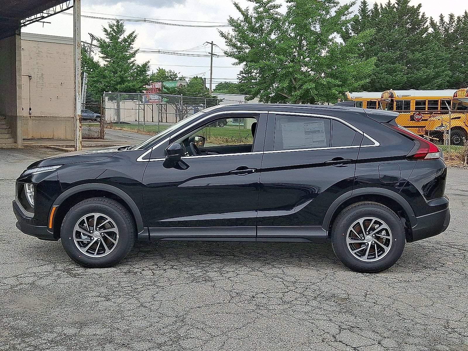 New 2026 Mitsubishi Eclipse Cross ES AWD/4WD image 5