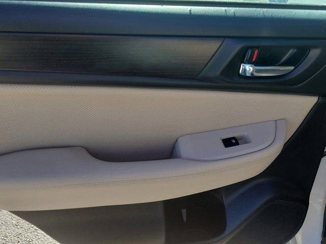 Used 2017 Subaru Legacy 2.5i Limited image 10