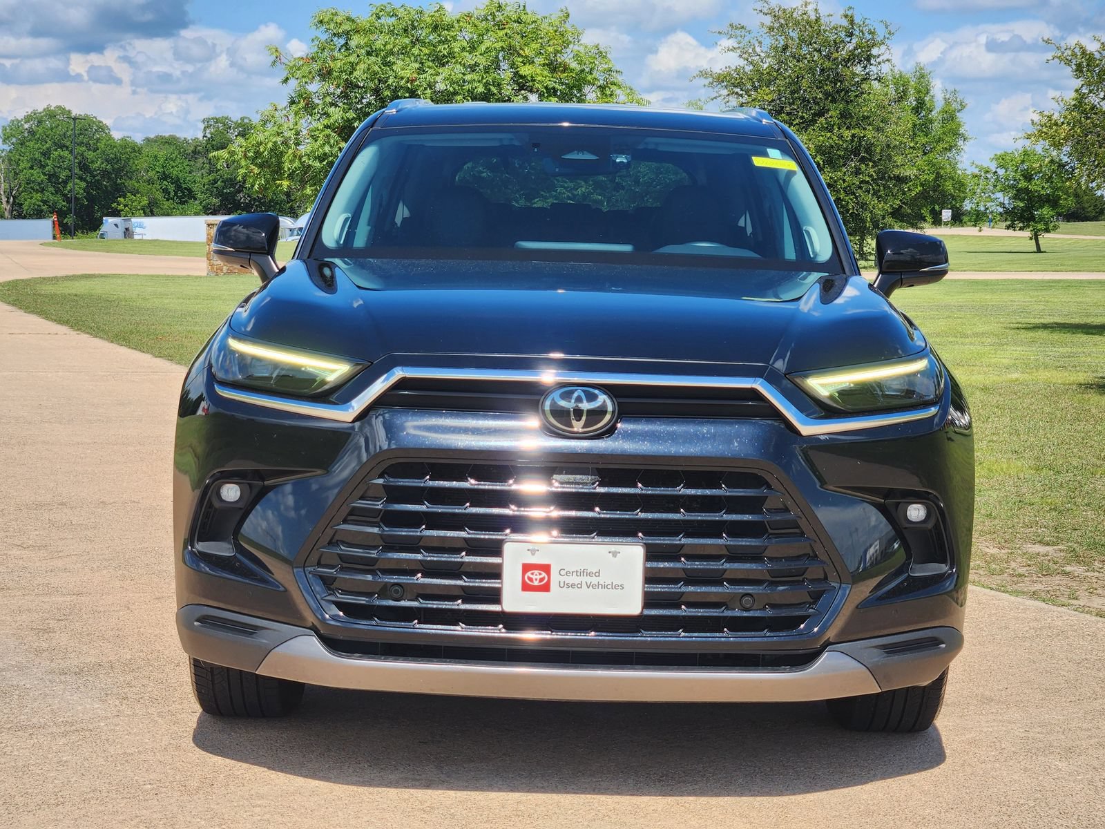 Used 2024 Toyota Grand Highlander FWD image 6