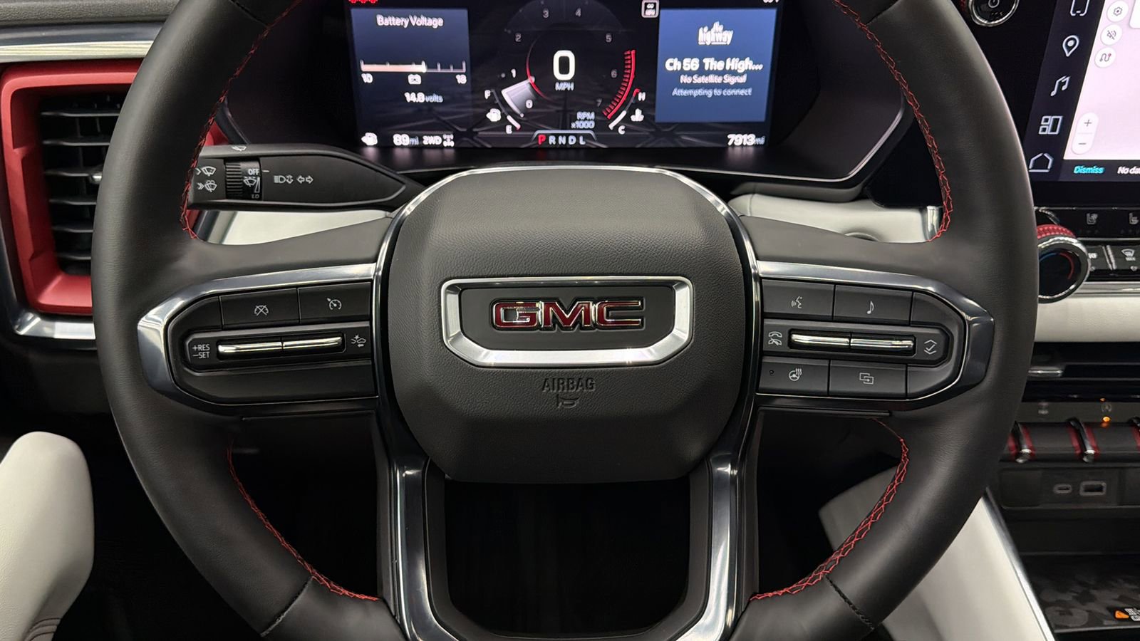 Used 2024 GMC Canyon AT4X image 24