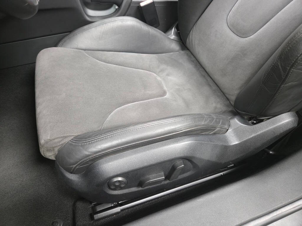 Used 2008 Audi TT 2.0T FWD image 31
