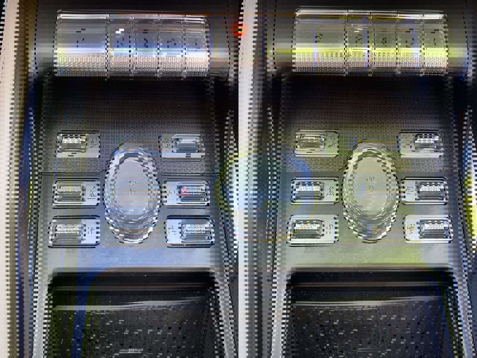 Certified 2025 Lincoln Nautilus Premier w/ Equipment Group 102A image 28