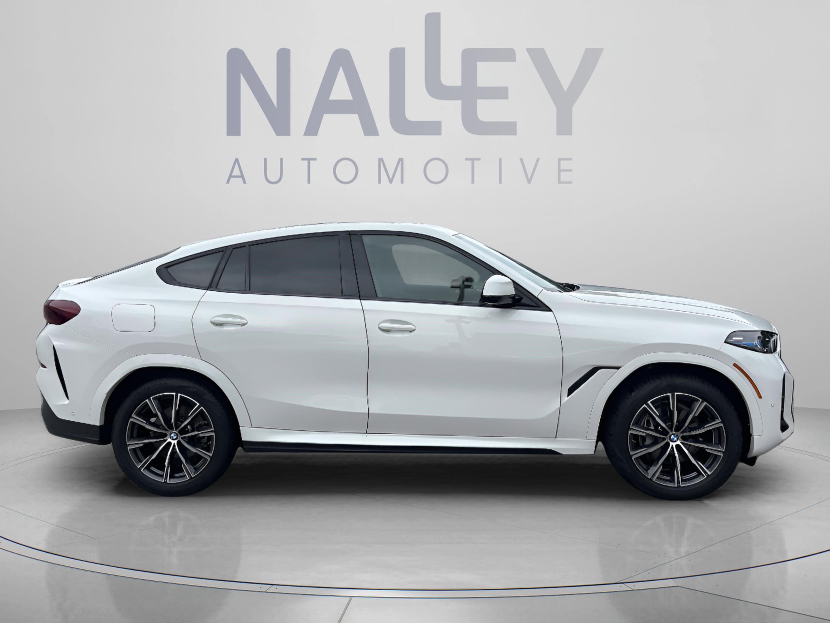 Used 2026 BMW X6 xDrive40i AWD/4WD image 6