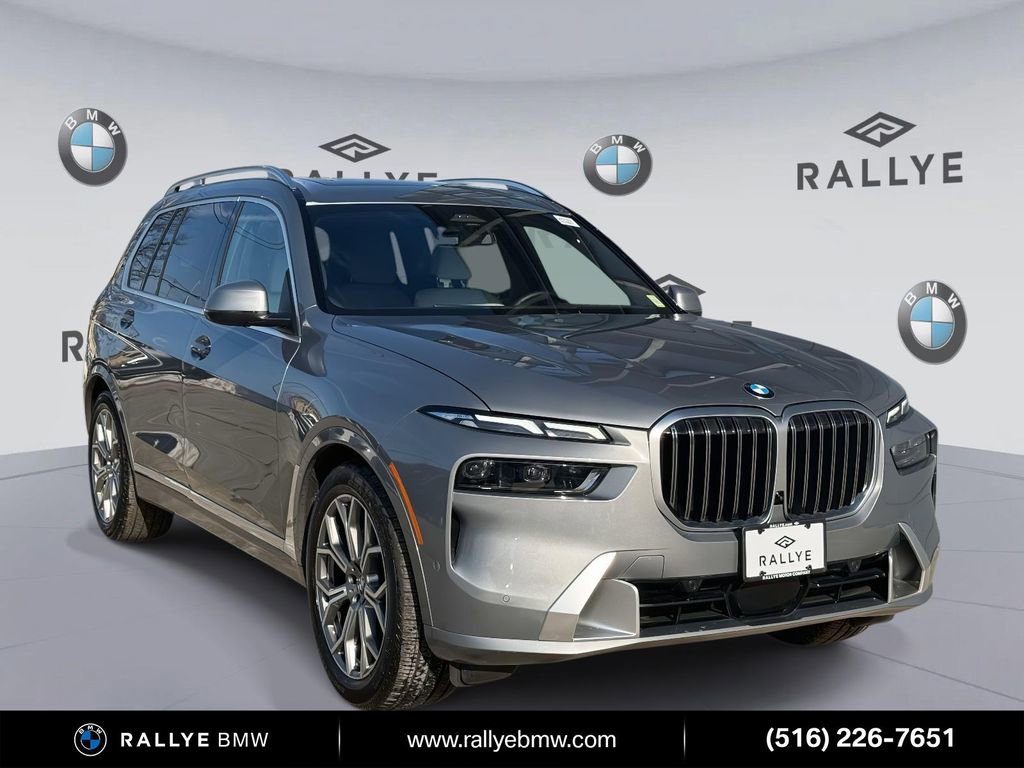 Certified 2024 BMW X7 xDrive40i w/ Premium Package image 1
