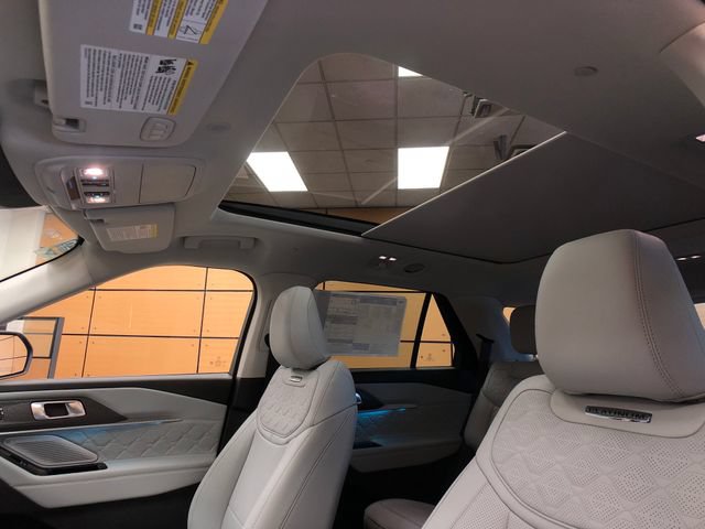 New 2026 Ford Explorer Platinum w/ LUX Leather Package AWD/4WD image 21