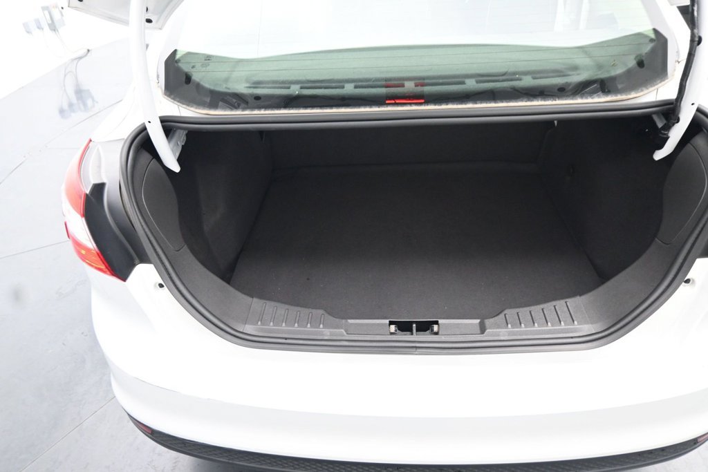 Used 2012 Ford Focus S FWD image 14