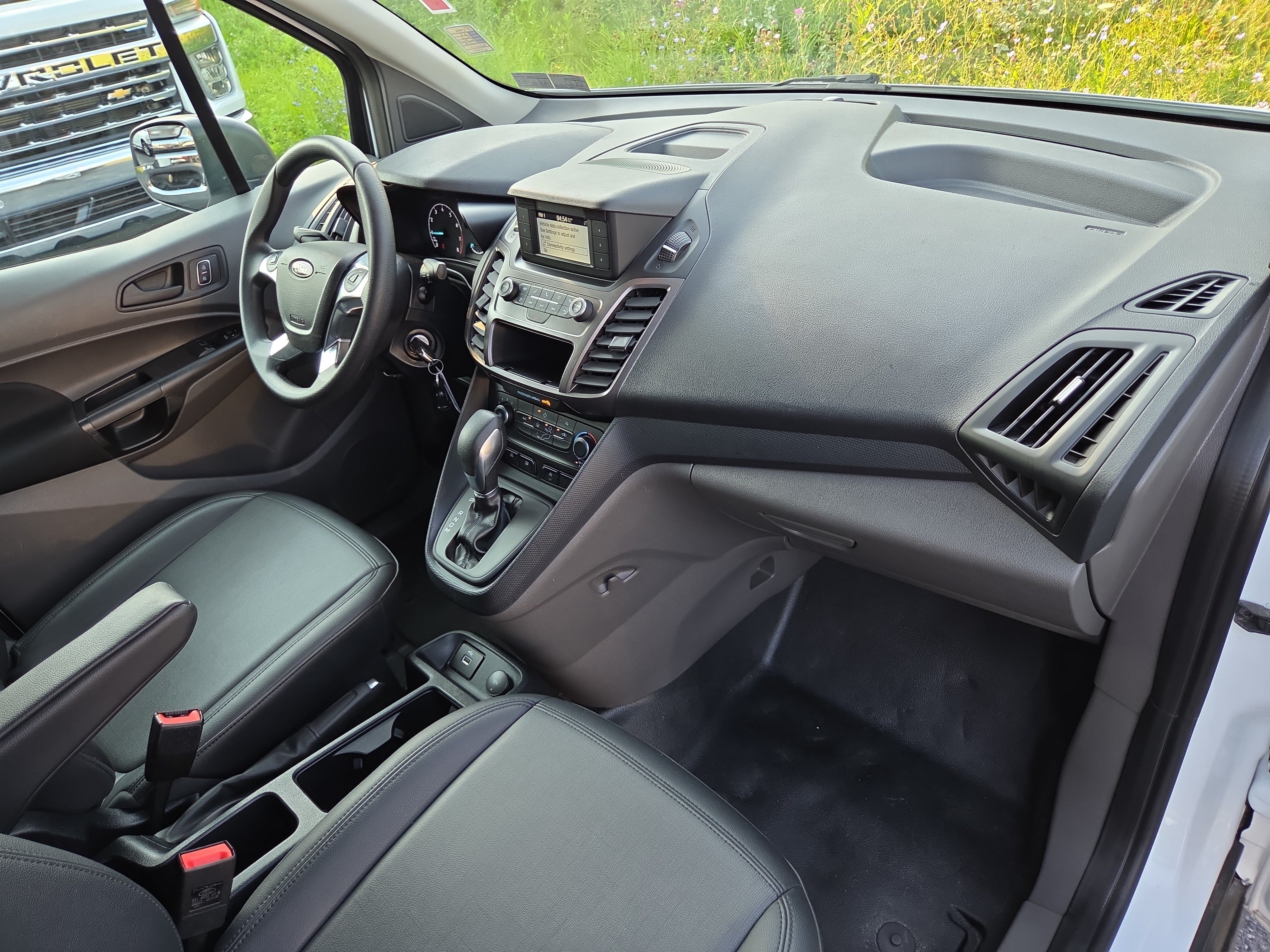 Used 2023 Ford Transit Connect XL FWD image 19