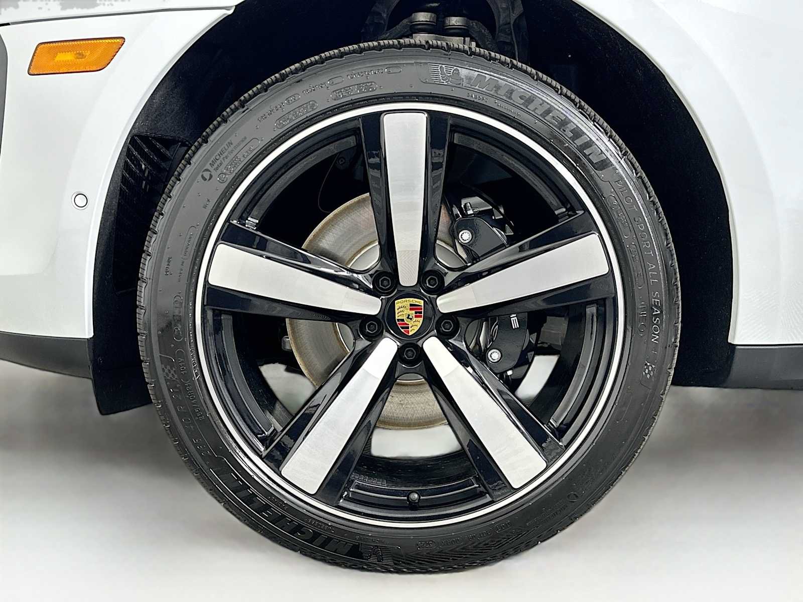 New 2026 Porsche Macan S AWD/4WD image 32