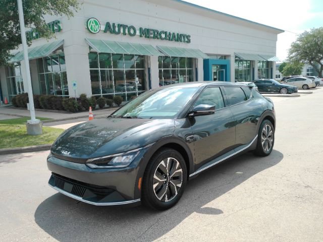 Used 2024 Kia EV6 Light RWD image 1