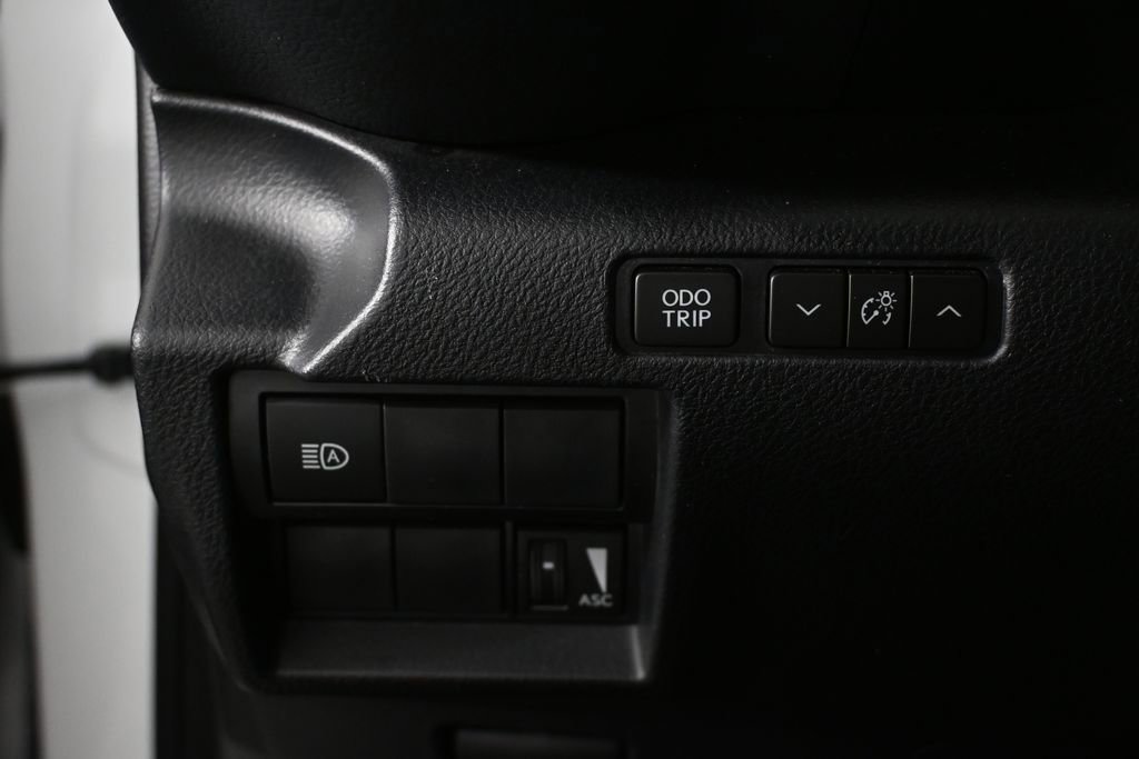 Used 2023 Lexus IS 350 F Sport w/ Memory Package RWD image 9